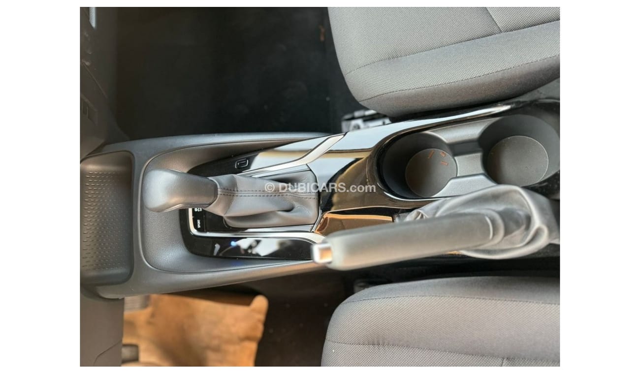 Toyota Corolla Toyota corolla 1.6 turkish with delivery to Suknah port Egypt