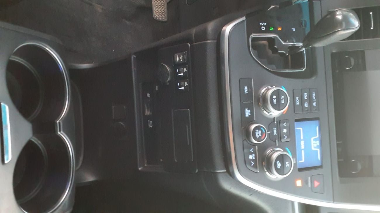 Toyota Sienna Toyota Sienna 2016 – 3.5L V6 | Petrol | Automatic | American Specs