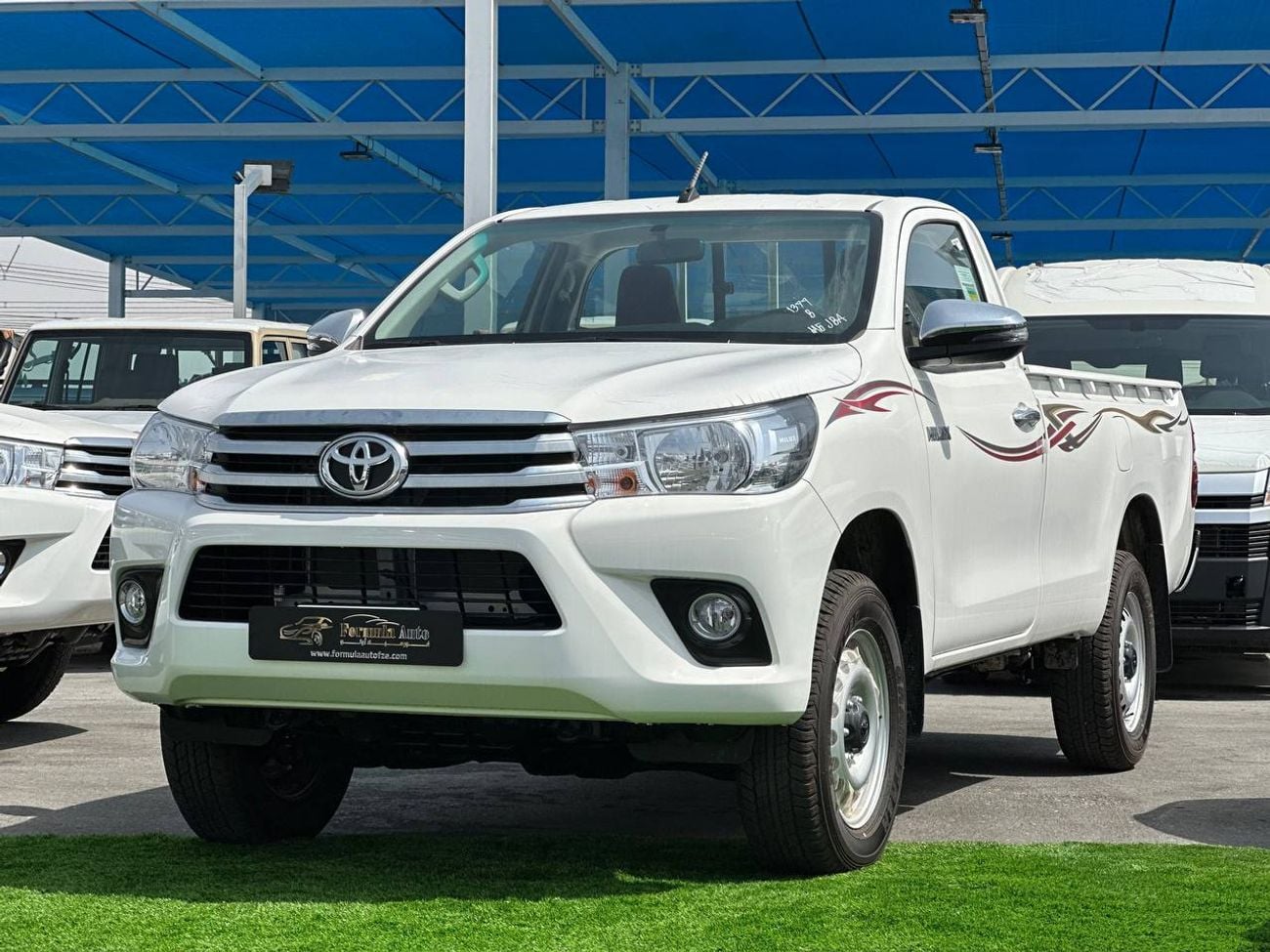 تويوتا هيلوكس S/C 2.7 لتر PTR M/T 4X4 // 2026 // خيار متوسط مع نوافذ كهربائية // عرض خاص // من فورمولا أوتو // للت