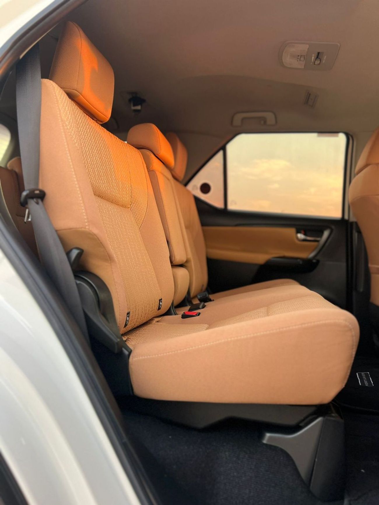 Toyota Fortuner 2019 Toyota Fortuner EXR 2.7 L V4 -AWD 4x4 - Rear CAM & Sensor - Cruise Control -  71000 km