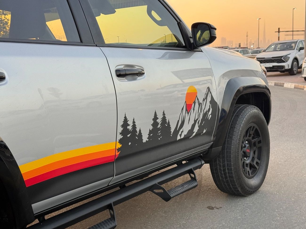 تويوتا Runner4 2022 XP PREMIUM EDITION 4x4 NEW SHAPE 2025 KIT US SPEC