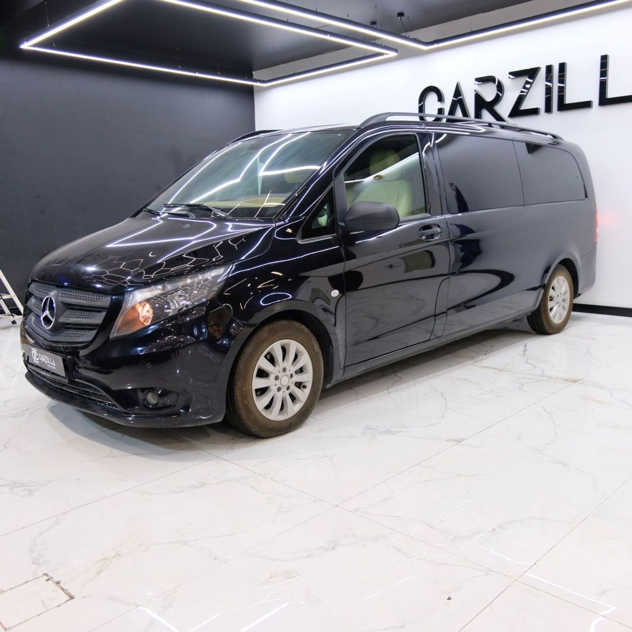 مرسيدس بنز فيتو Mercedes-Benz Vito Tourer 116 Bluetec 2015 – Black with VIP Seats Beige Interior