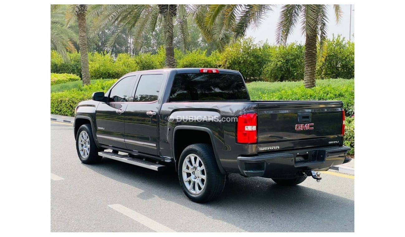 GMC Sierra GMC Sierra Denali 2015 GCC full option perfect condition