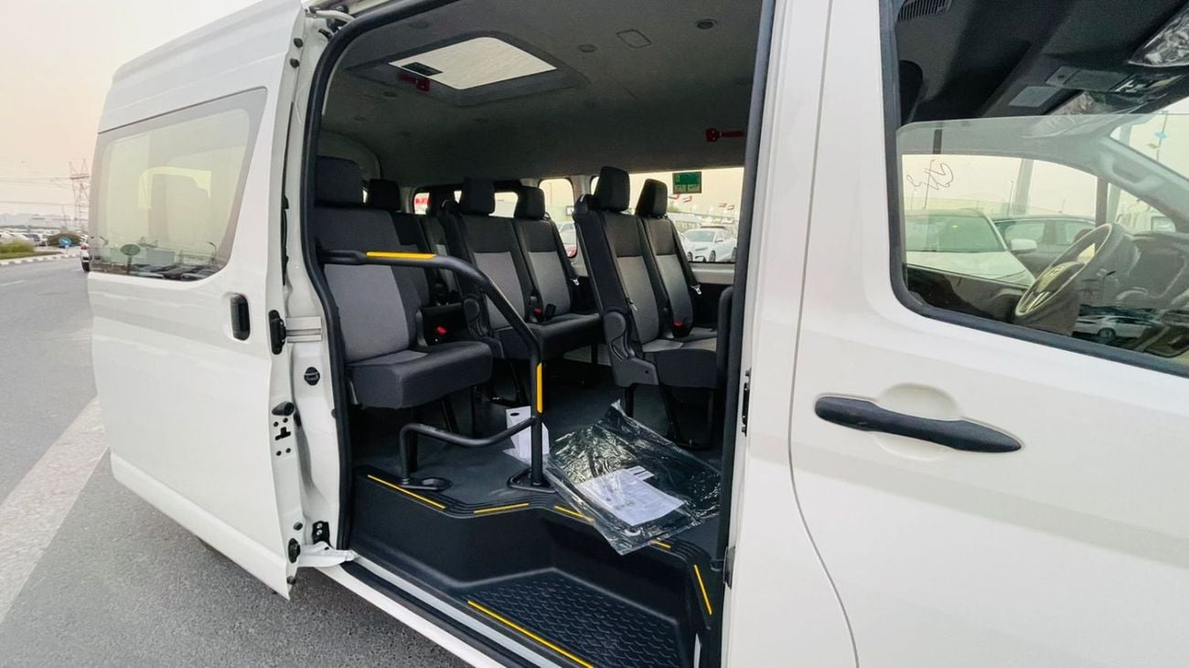 تويوتا هاياس HIACE 2.8 AUTOMATIC DIESEL
