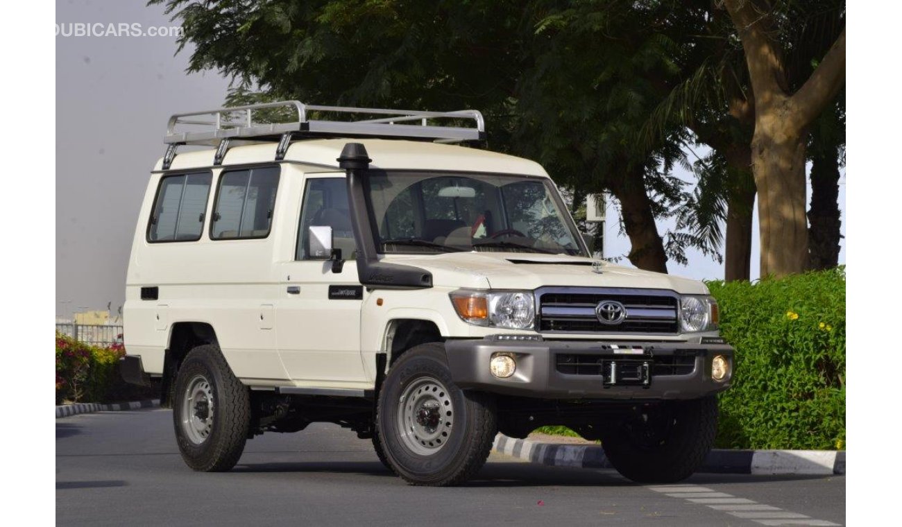 Toyota Land Cruiser Hard Top Long Wheel Base Hardtop Special V8 4.5L Turbo Diesel 9 Seat 4WD Manual Transmission Wagon (Export o