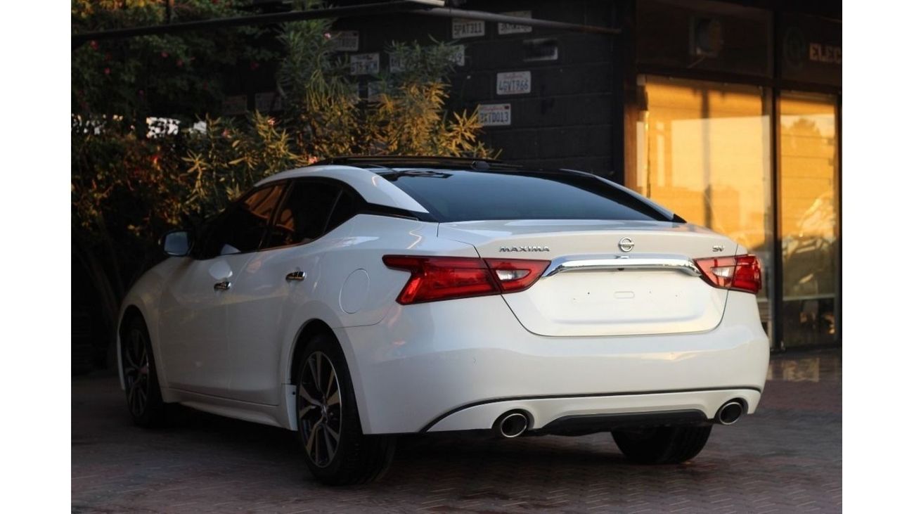 Nissan Maxima SV