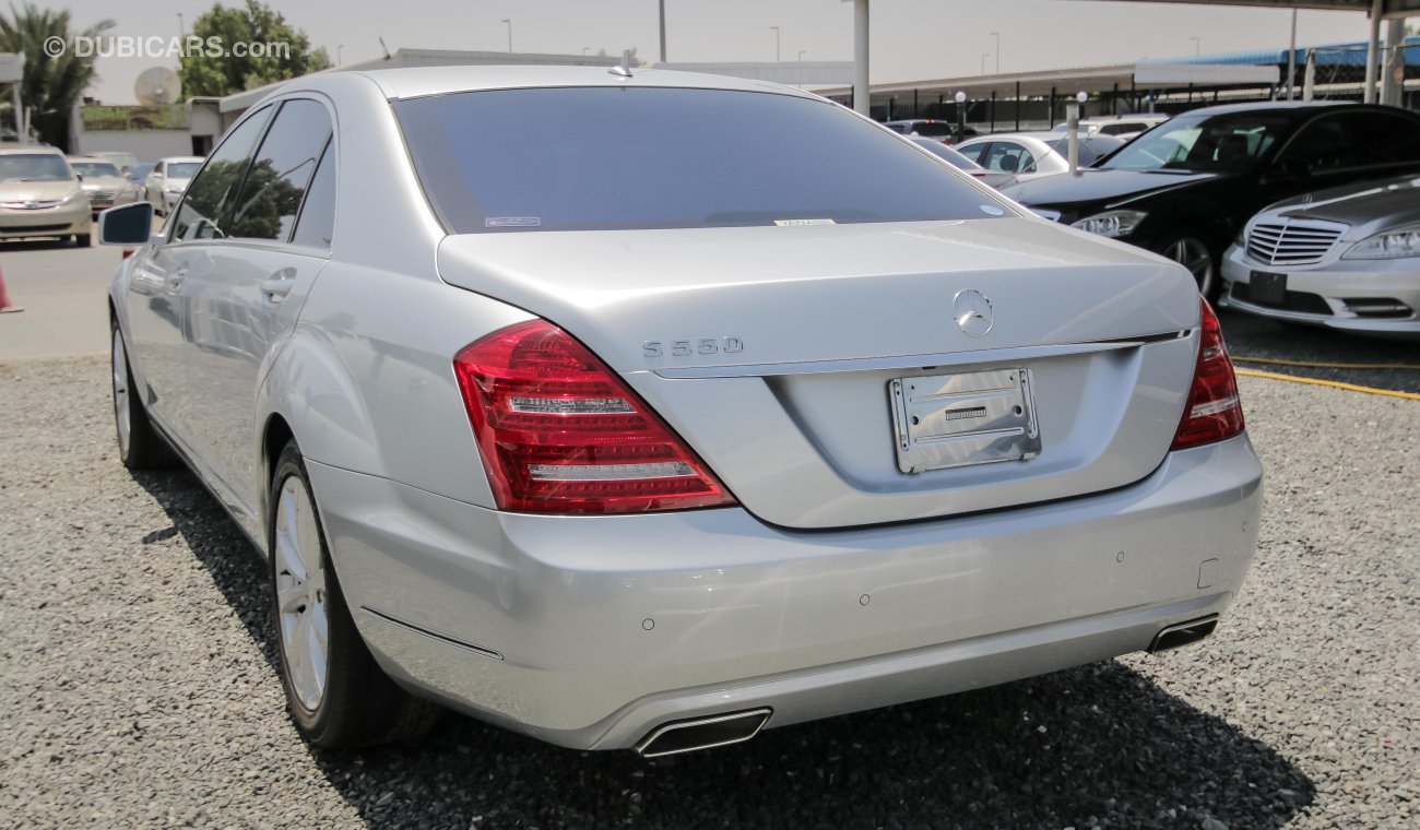 مرسيدس بنز S 550