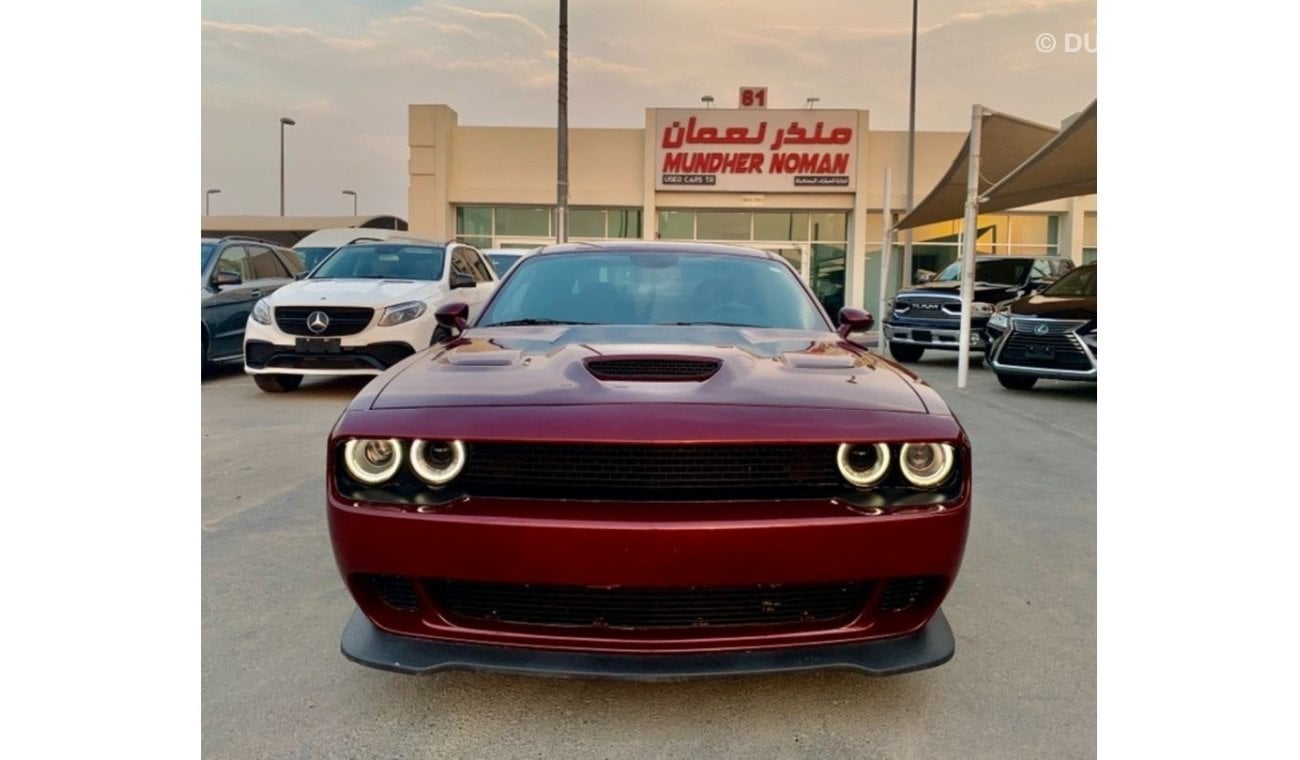 Dodge Challenger Dodge Challenger 2017     Screen    Bluetooth    Cruise control    Behind the steering wheel control