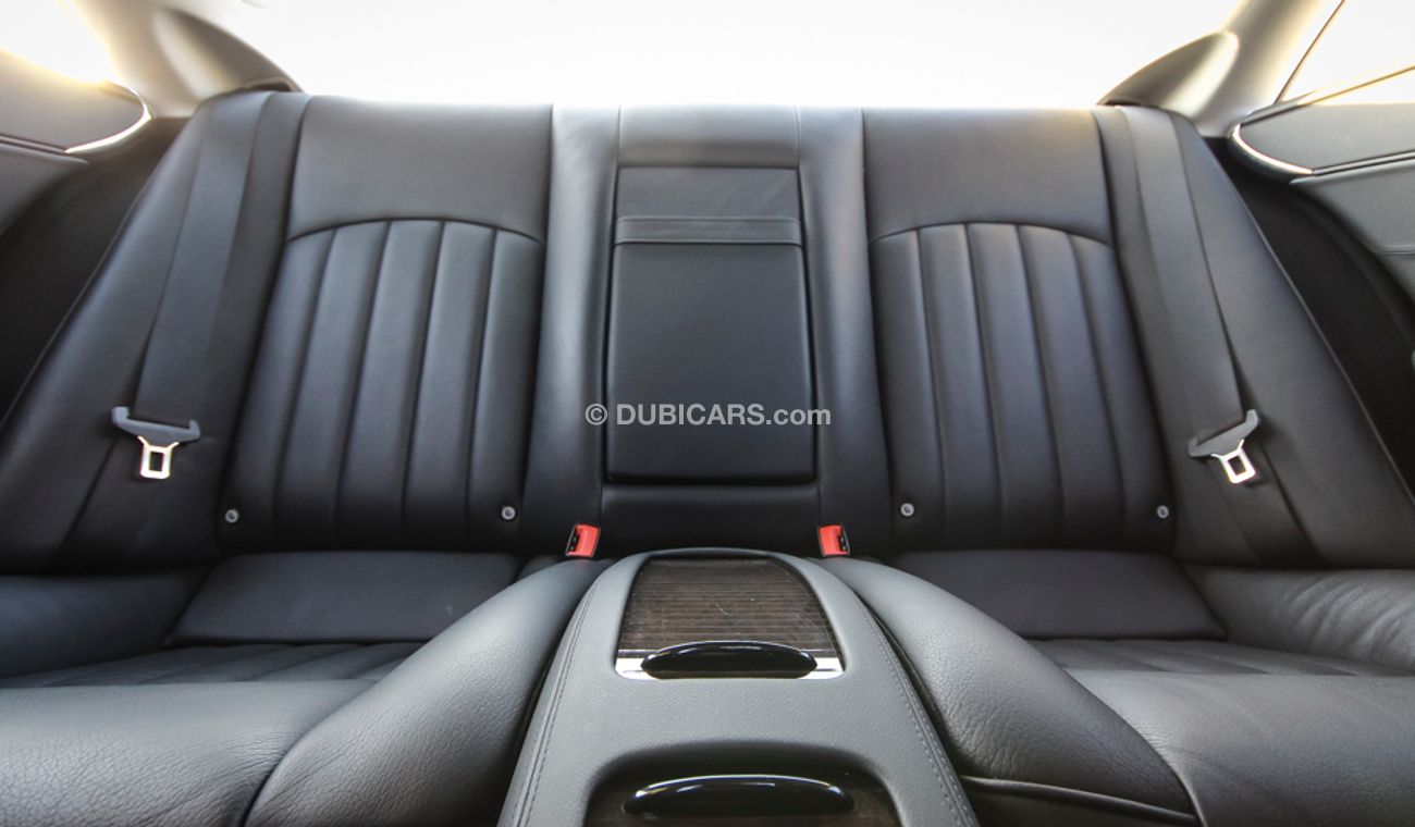 Mercedes-Benz CLS 500