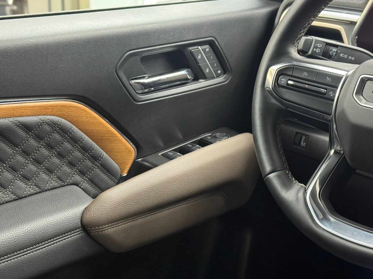 GMC Canyon AT4X 2.7T