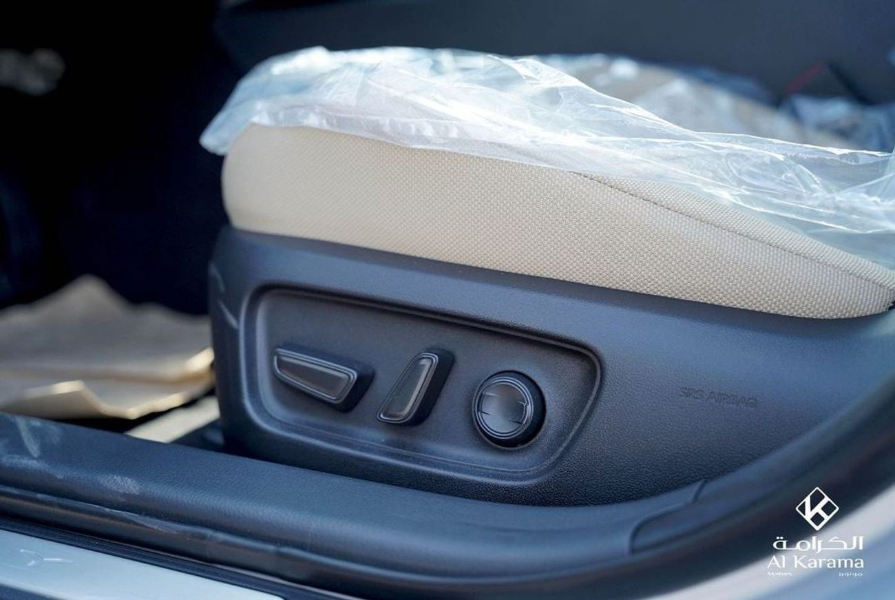 Toyota Camry Toyota Camry LE | 2.5L Hybrid | Panoramic Roof | Power Seat | Rear Camera