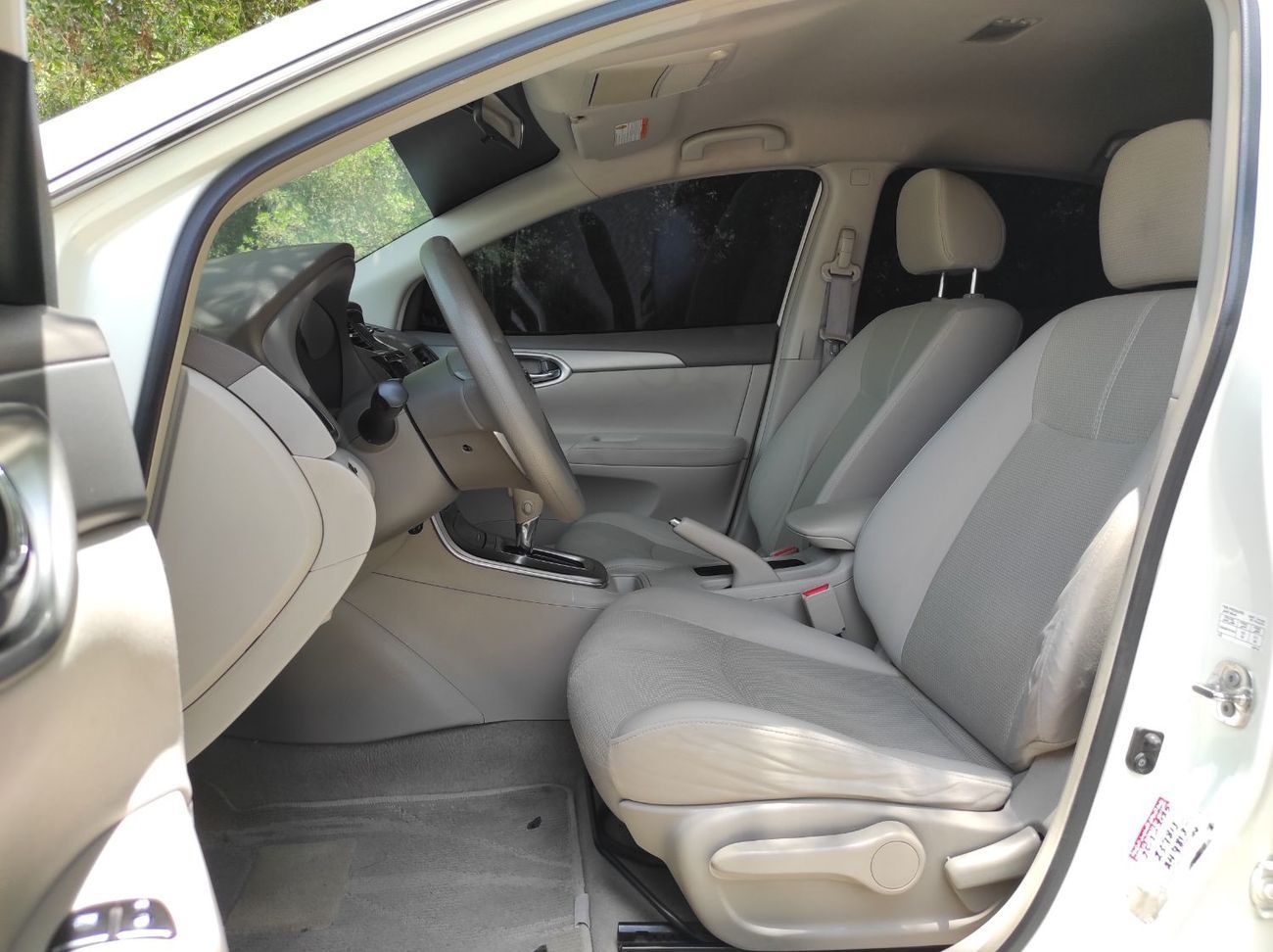 Nissan Sentra SV 1.8L Nissan Sentra 2016 Gcc V4 full automatic fast owner clean car