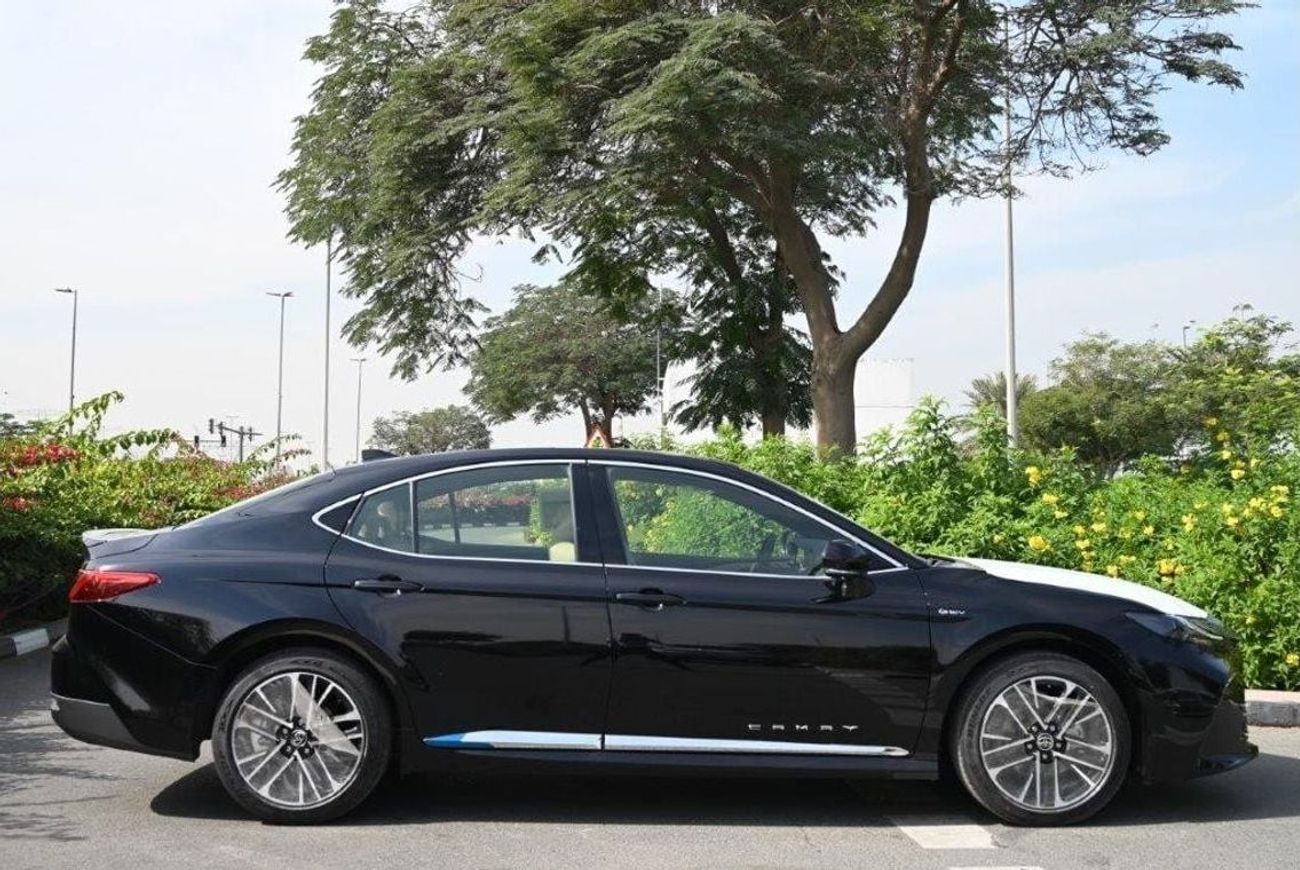 Toyota Camry 2025 TOYOTA CAMRY LE HYBRID 2.5L AT