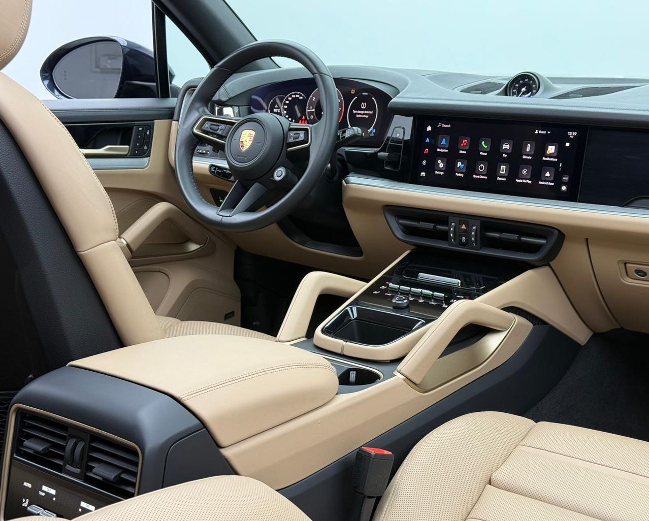 بورش كايان Base 2024 Porsche Cayenne, 2026 Porsche Warranty, Full Service History, Low Km, Excellent Condition,