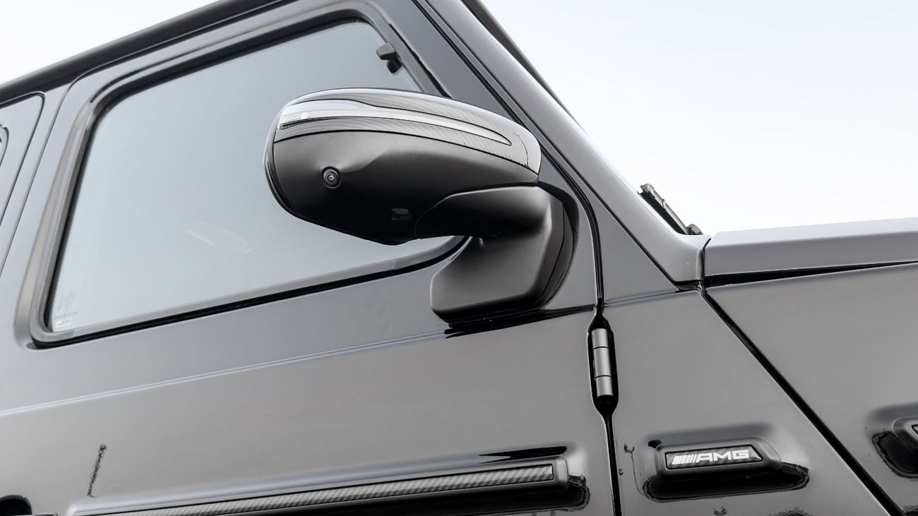 Mercedes Benz G63 AMG STANDARD 2026 Mercedes-Benz AMG G 63 4.0L AT Petrol (Black-Red)