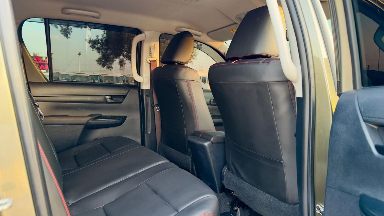 تويوتا هيلوكس -