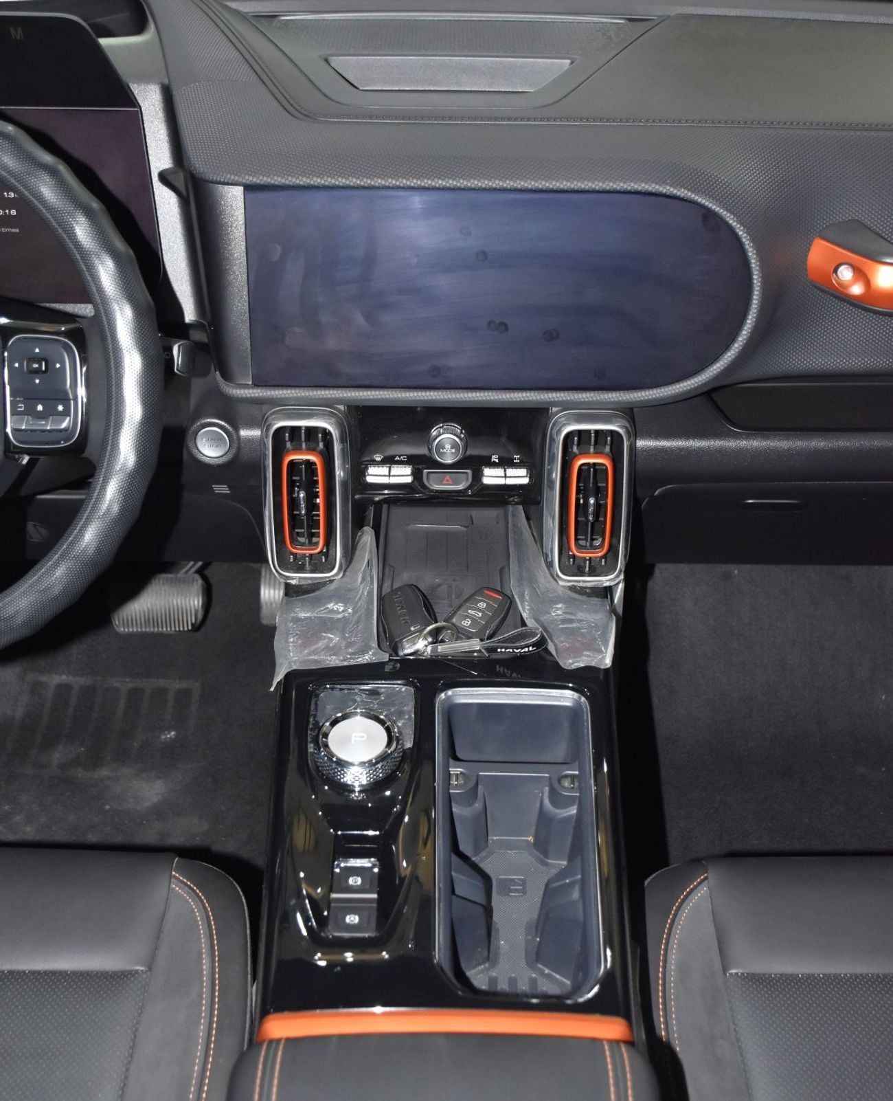 Haval Dargo HIGH DELUX EXCELLENT DEAL for our Haval Dargo 4WD ( 2023 Model ) in Red Color GCC Specs