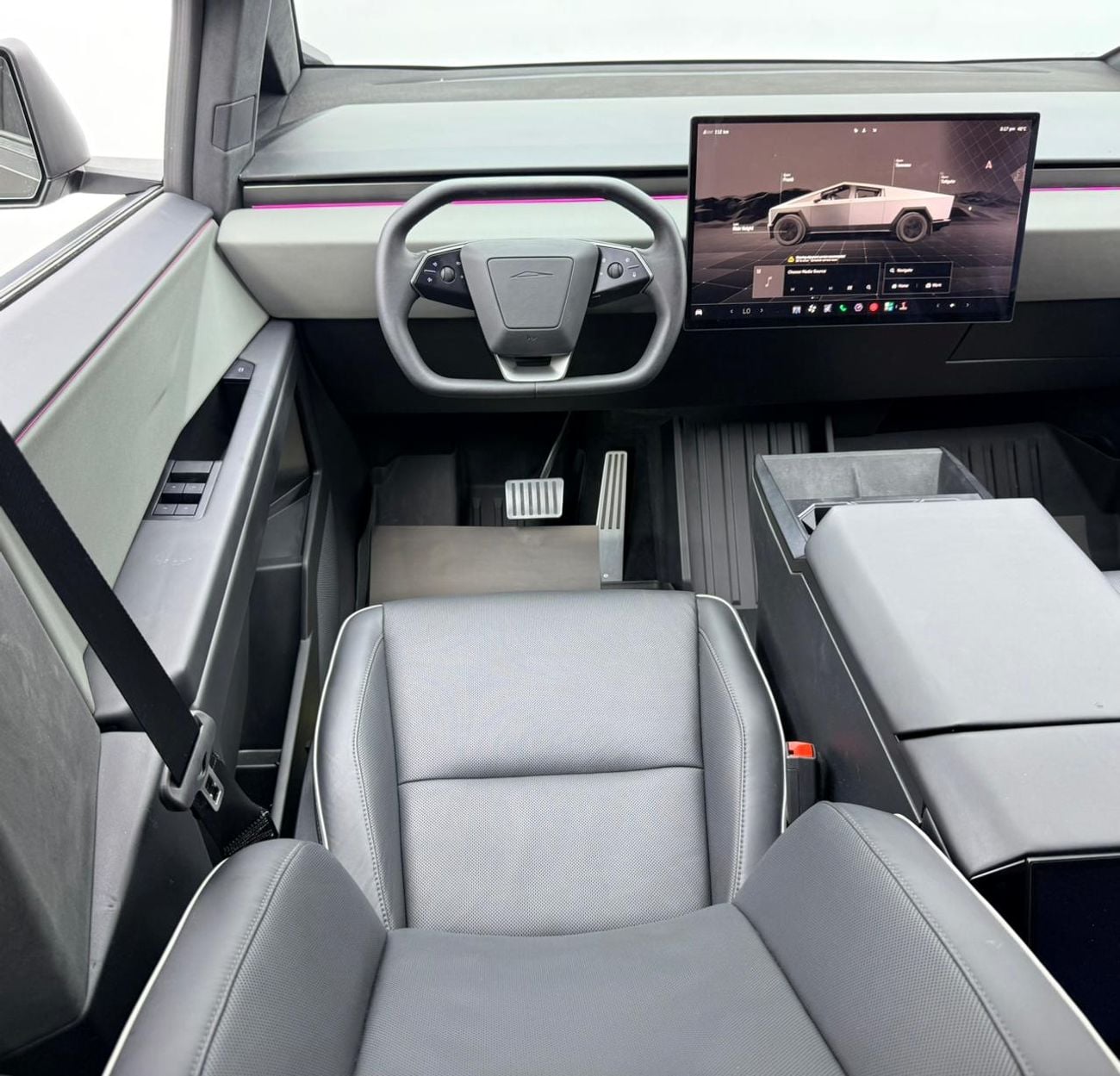 Tesla Cybertruck FOUNDATION SERIES AWD 2025 Tesla Cyber truck Foundation Series, 1 Year Warranty, Excellent Condition
