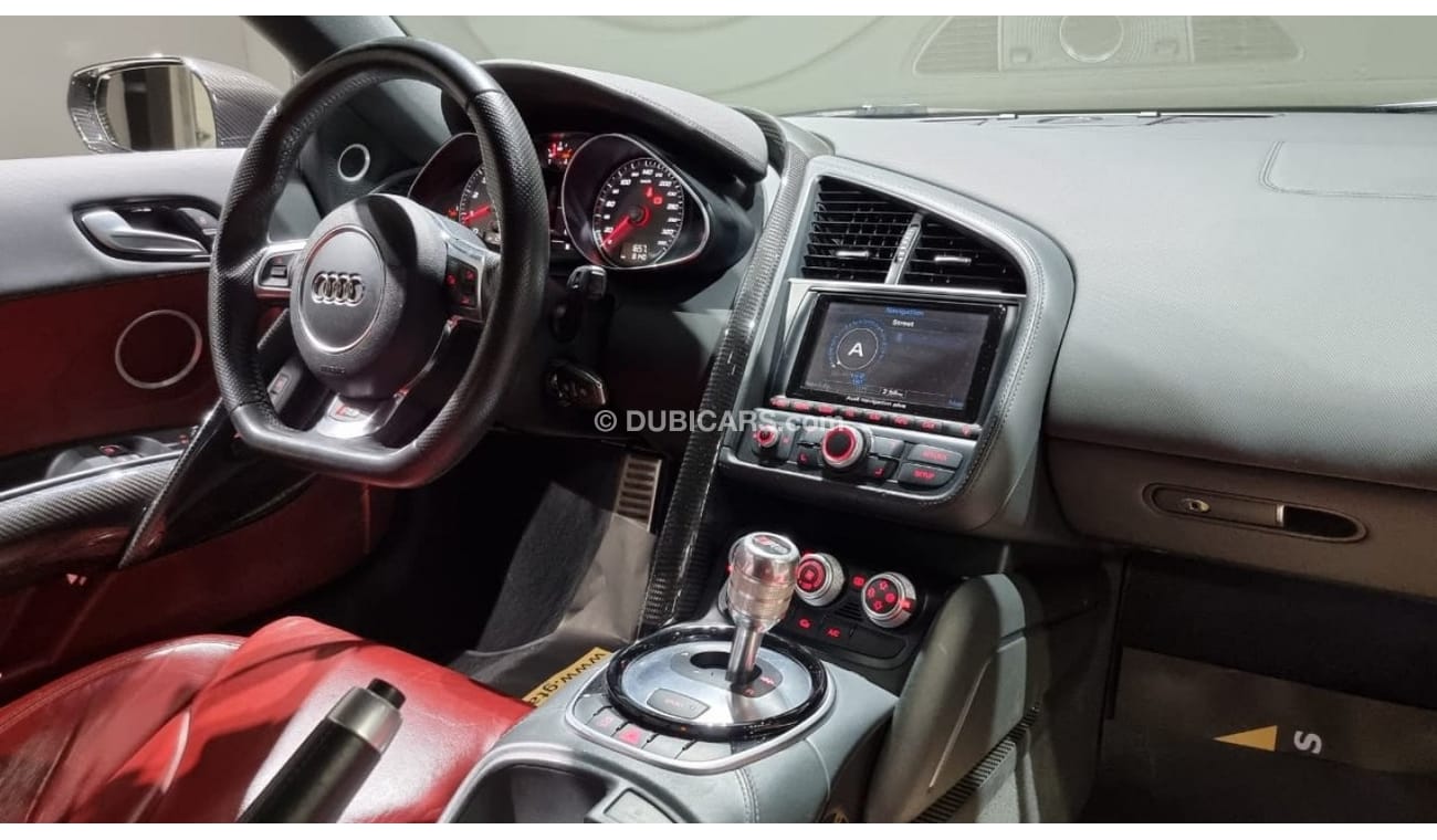 Audi R8 2015 Audi R8 Carbon Edition, Warranty, Service History, GCC