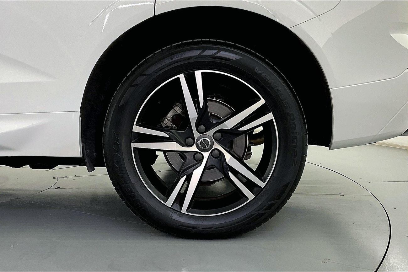 Volvo XC60 T5 Momentum