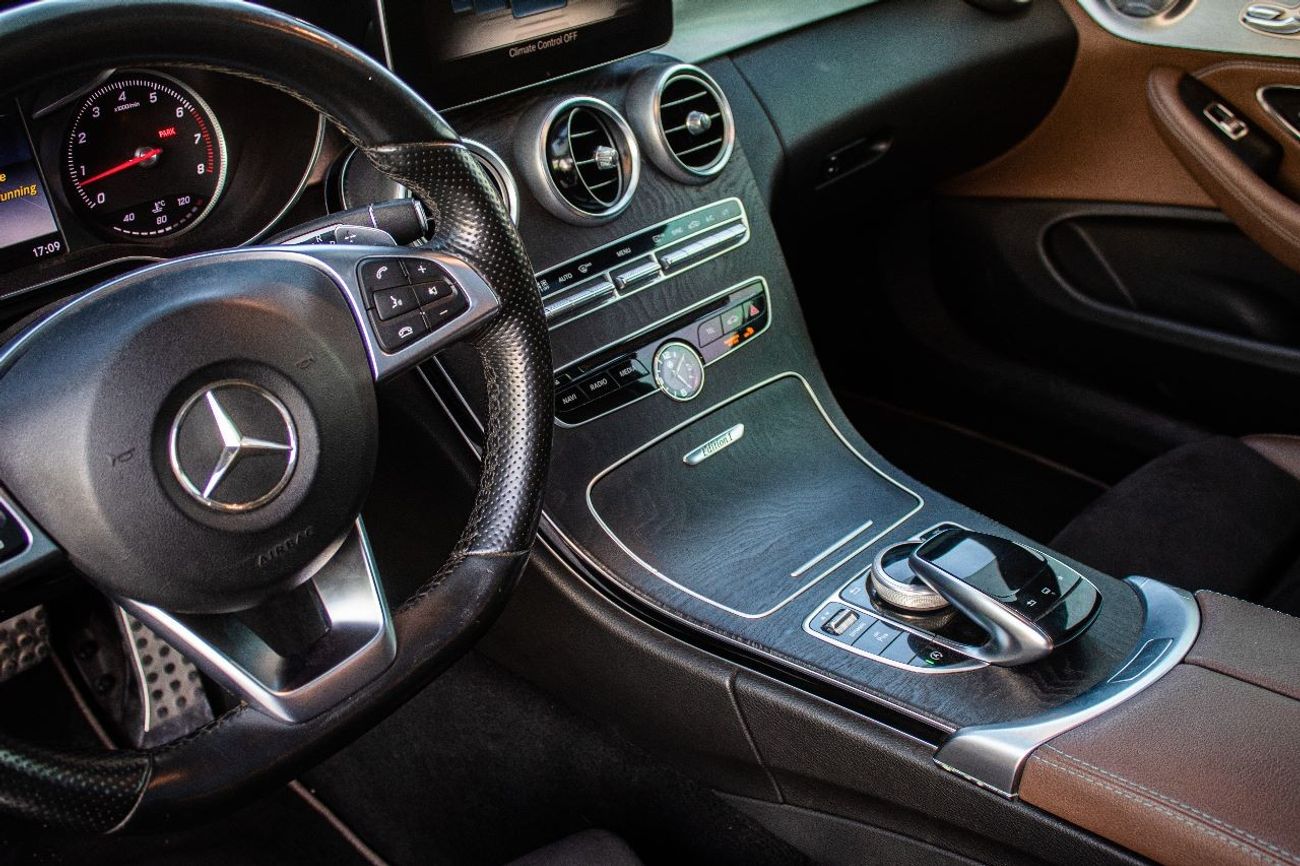 Mercedes-Benz C 300 AMG Pack