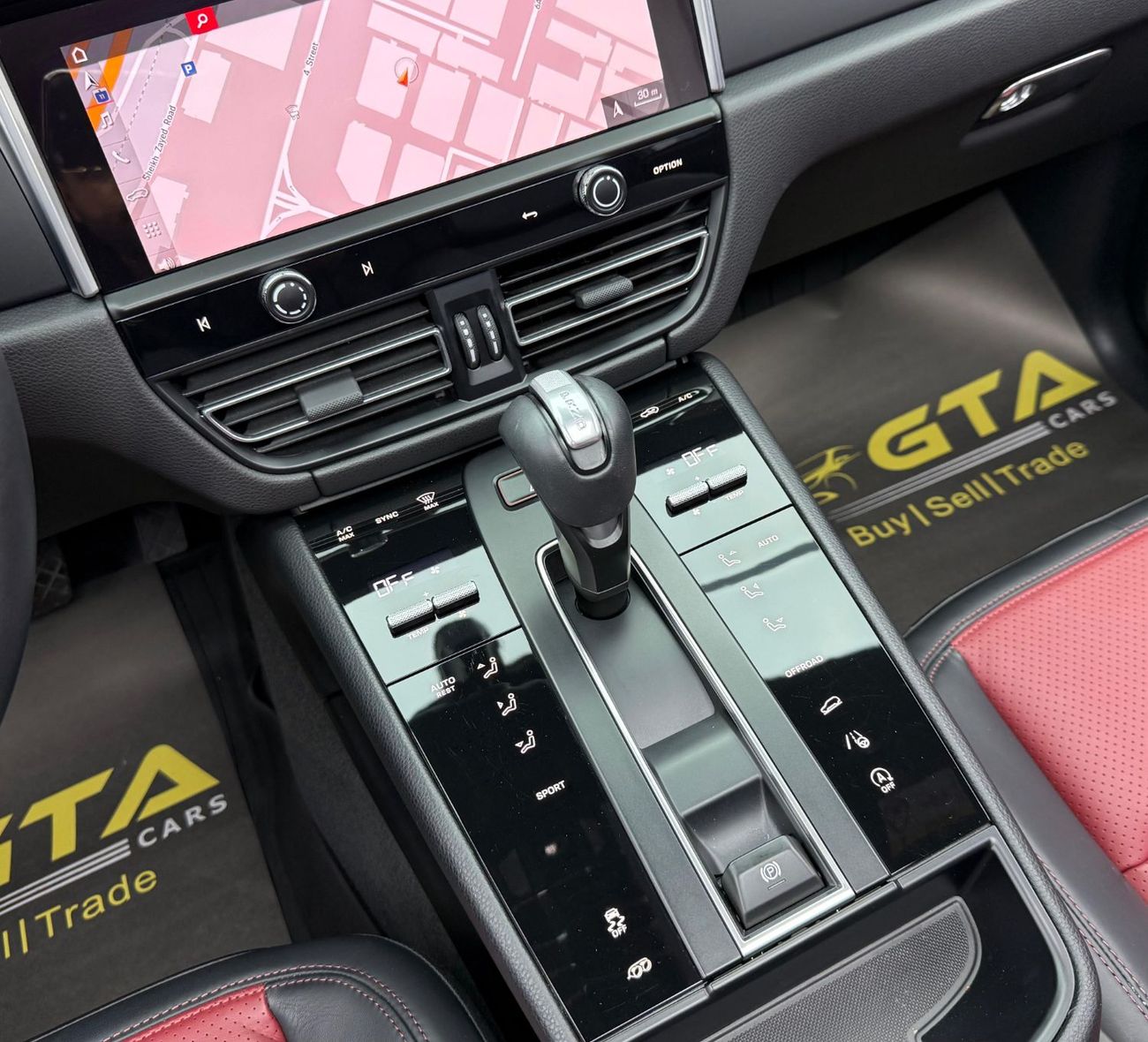 Porsche Macan Std 2.0L (252 HP) 2024 Porsche Macan, 2026 Porsche Warranty, Full Porsche Service History, Low Km, G