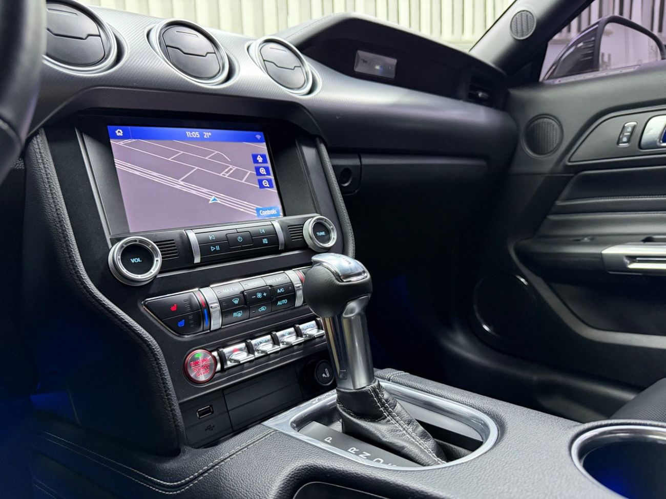 Ford Mustang GT Premium 5.0L V8