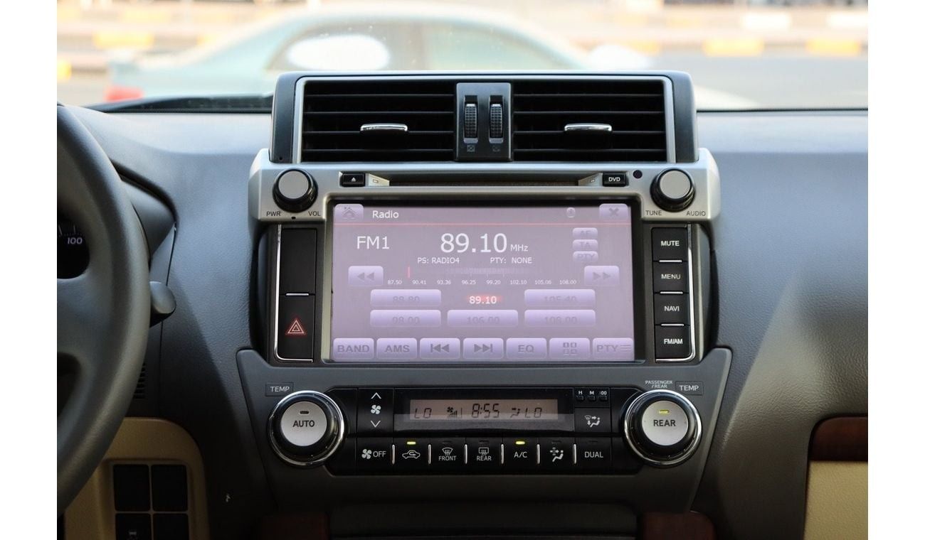 Toyota Prado VXR 4.0L 4WD Toyota Prado VX.R / 2017 / GCC / Free Accident / V6