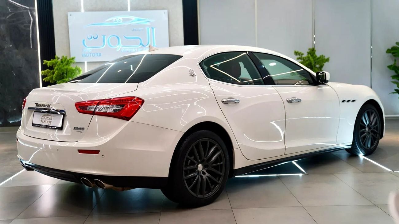 Maserati Ghibli BEST WHITE S Q4 V6 || TOP RANGE || GCC || RED INTERIOR || ACCIDENT FREE ||