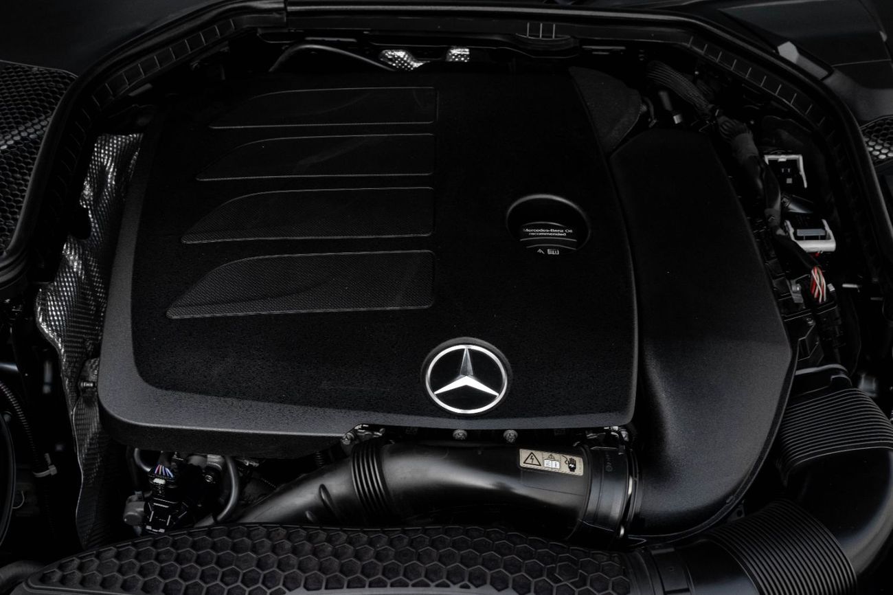 مرسيدس بنز C 200 C200 | 2,370 P.M | 0% Downpayment | IMMACULATE!