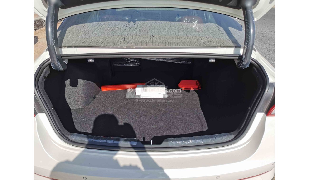 كيا K5 2.5L PETROL, 18" ALLOY RIMS, POWER SEATS WITH MEMORY, TRACTION CONTROL (CODE # KGTS01)