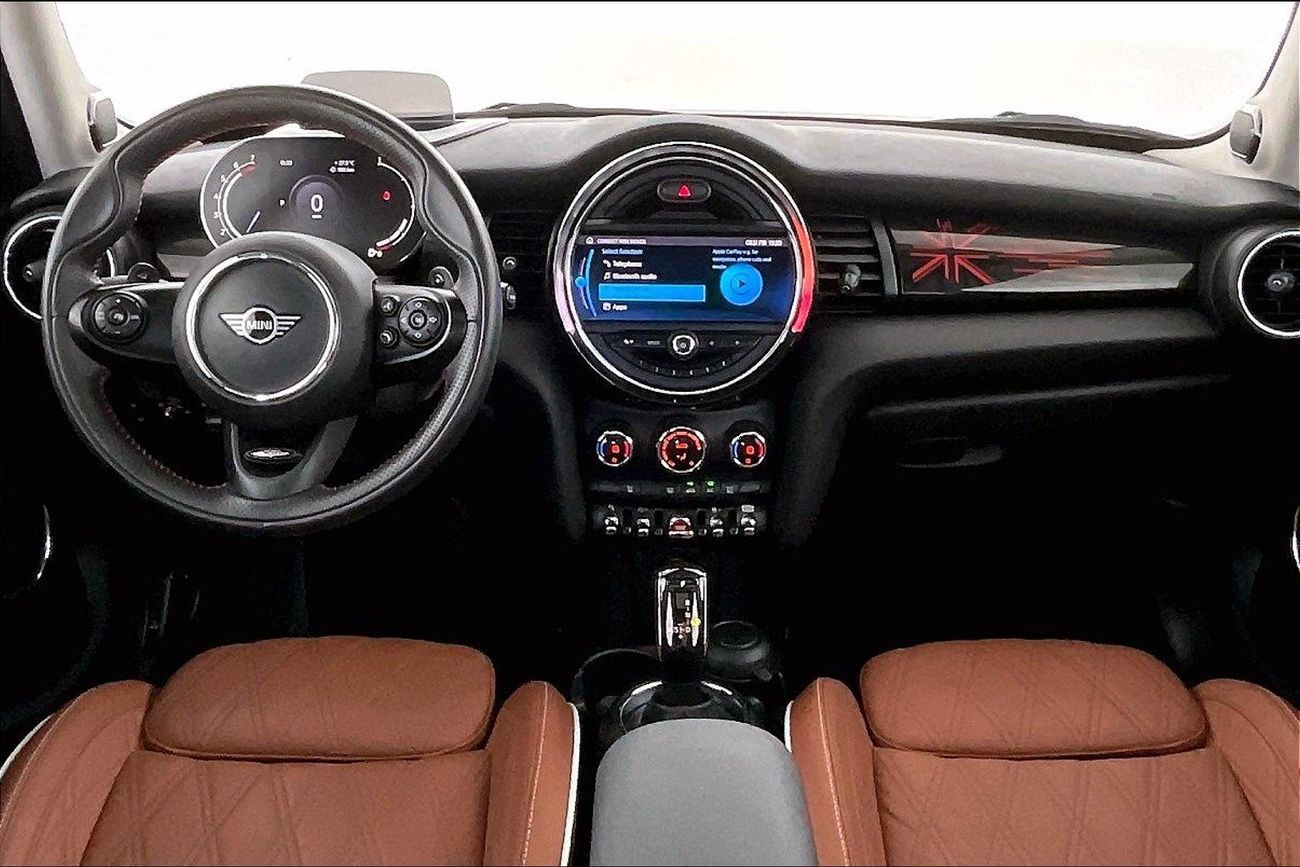 سوزوكي جيمني GL W/Cruise Control | عرض العيد الحصري | خالية من أضرار الفيضانات