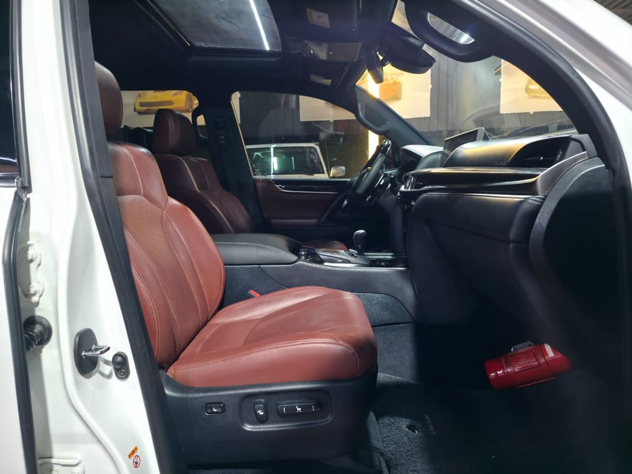 لكزس LX 570 Sport Platinum 5.7L