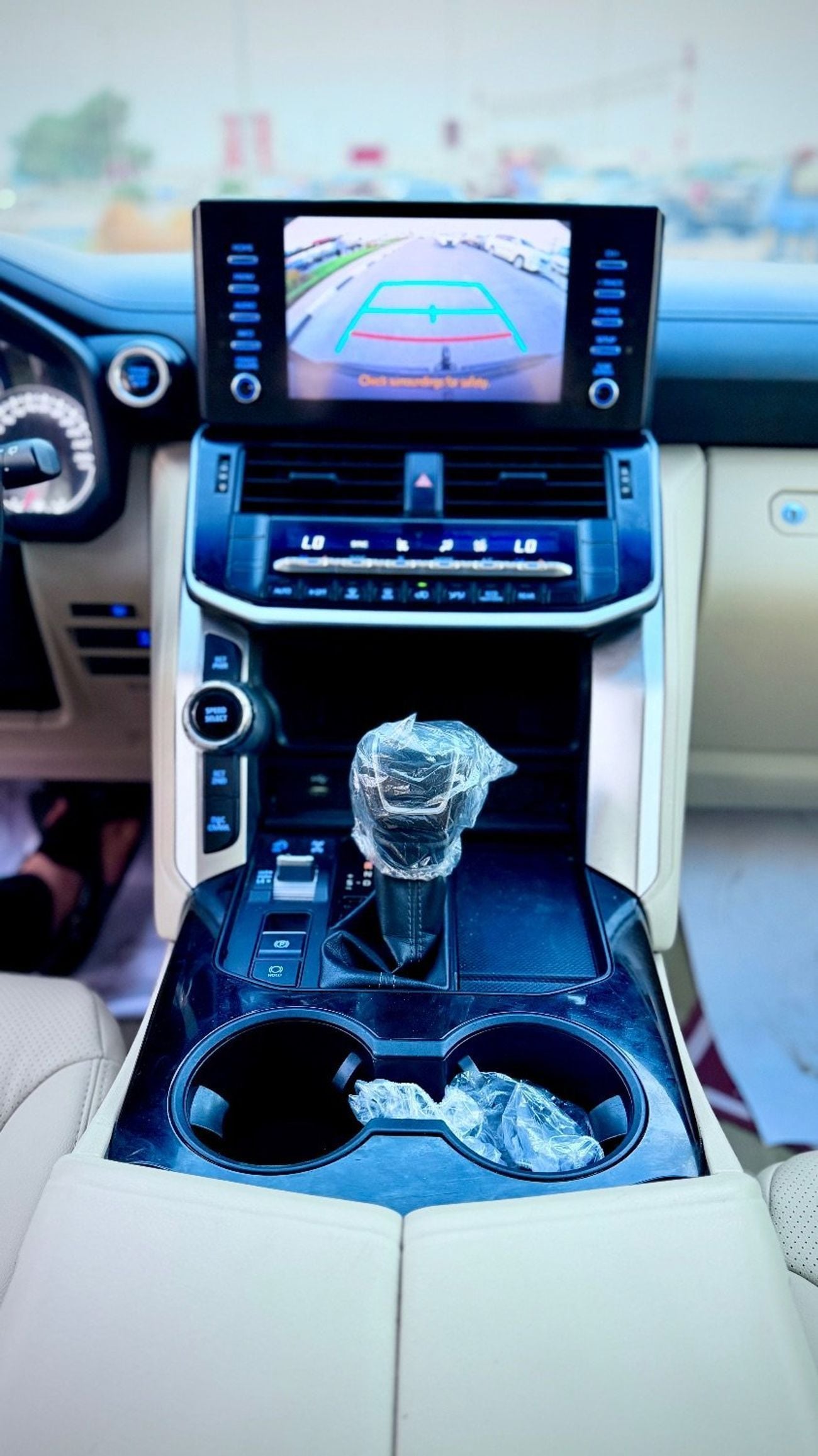 تويوتا لاند كروزر 2022 model GXR Full Option Top Of The Range