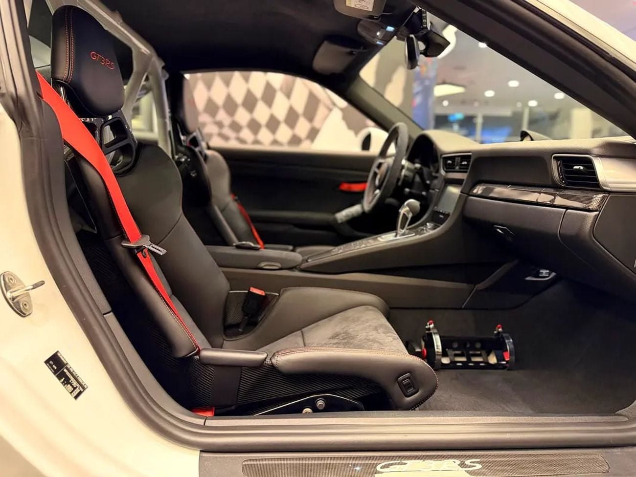 بورش 911 GT3 RS 4.0L GT3RS 5700 KM ONLY