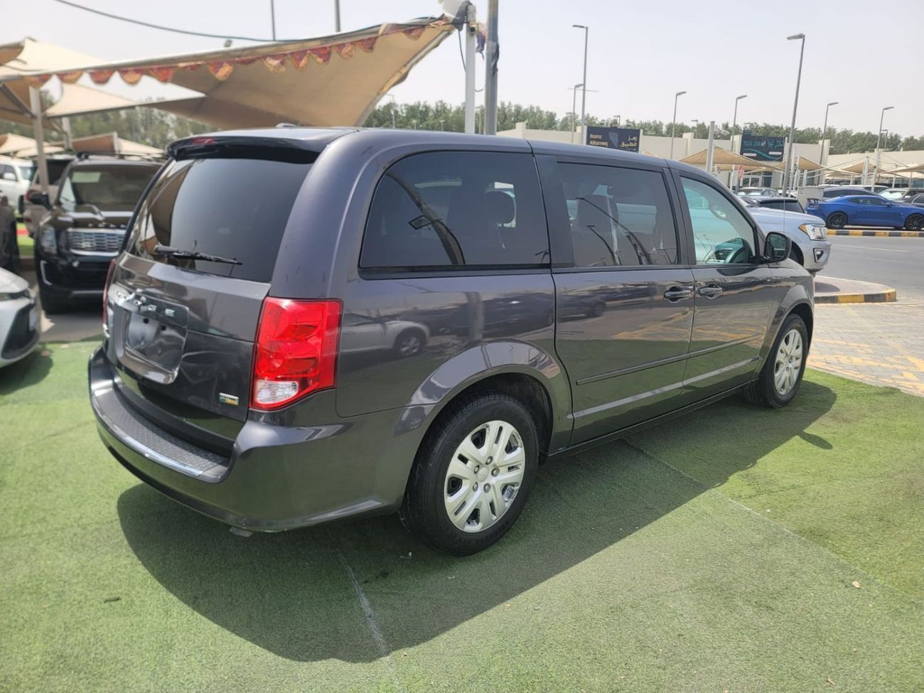 دودج جراند كارافان