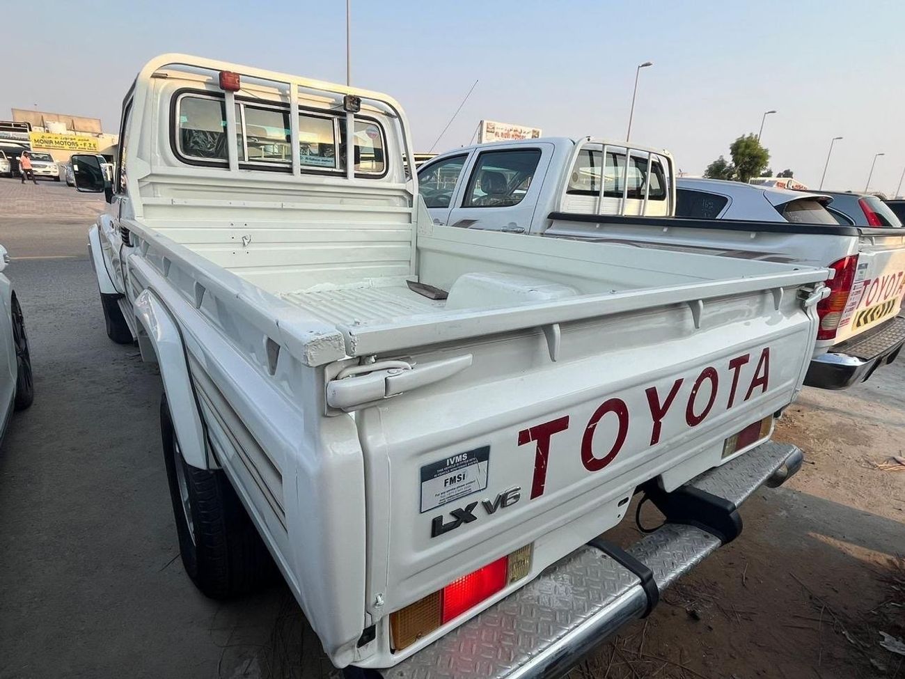 Toyota Land Cruiser GXR Toyota Land Cruiser Pickup 2012 4 vsx good condition jcc +97156649702