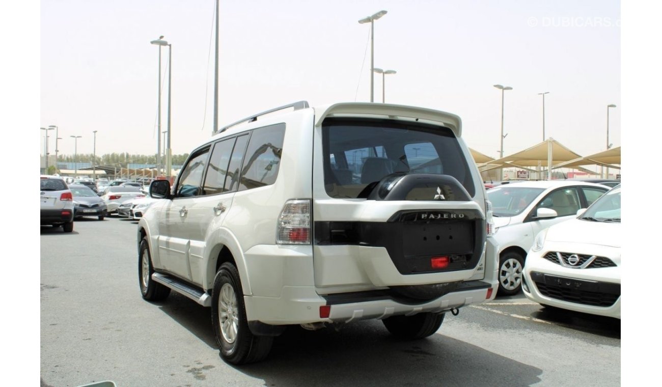 Mitsubishi Pajero GLS Top GLS Top ACCIDENTS FREE - GCC - FULL OPTION - CAR IS IN PERFECT CONDITION INSIDE OUT