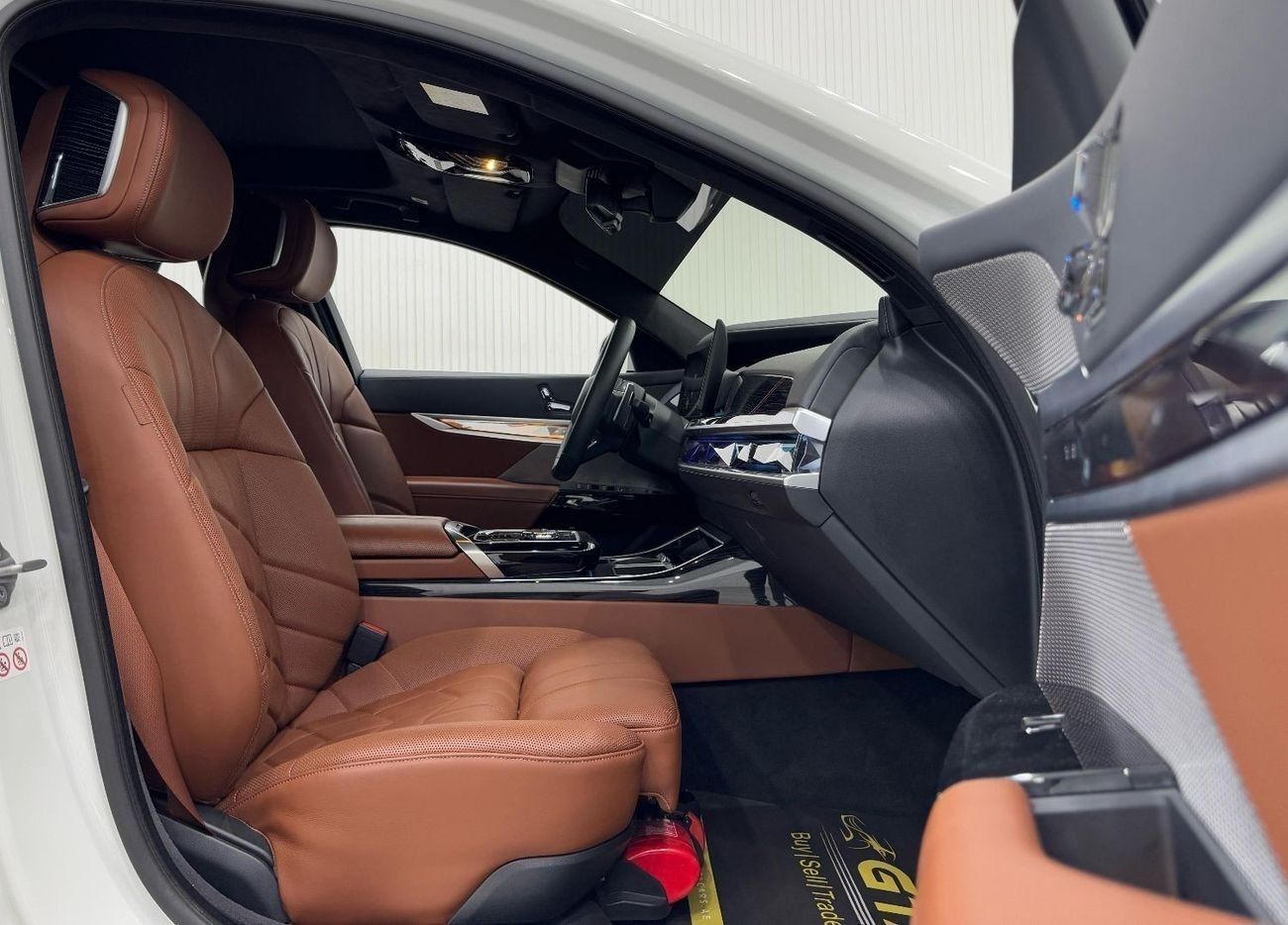 BMW 735i M-Sport 2023 BMW 735i M-Sport, 2027 BMW Warranty + Service Pack, Fully Loaded, Low Kms, 740i Kit, GC