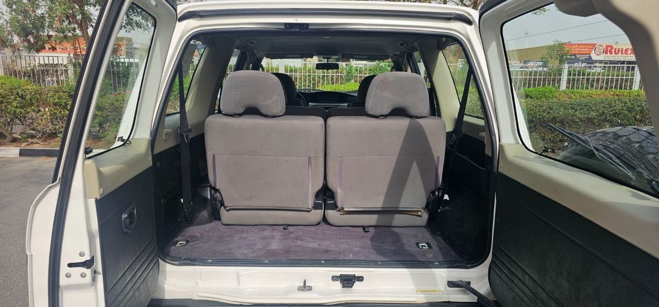 نيسان باترول سفاري GL 4.8L A/T (9 Seater)