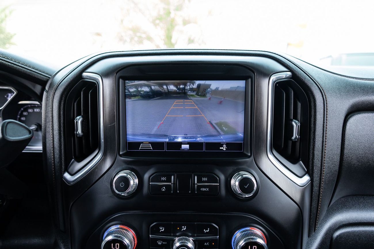 GMC Sierra 5.3L V8 AT4 Crew Cab (AWD)