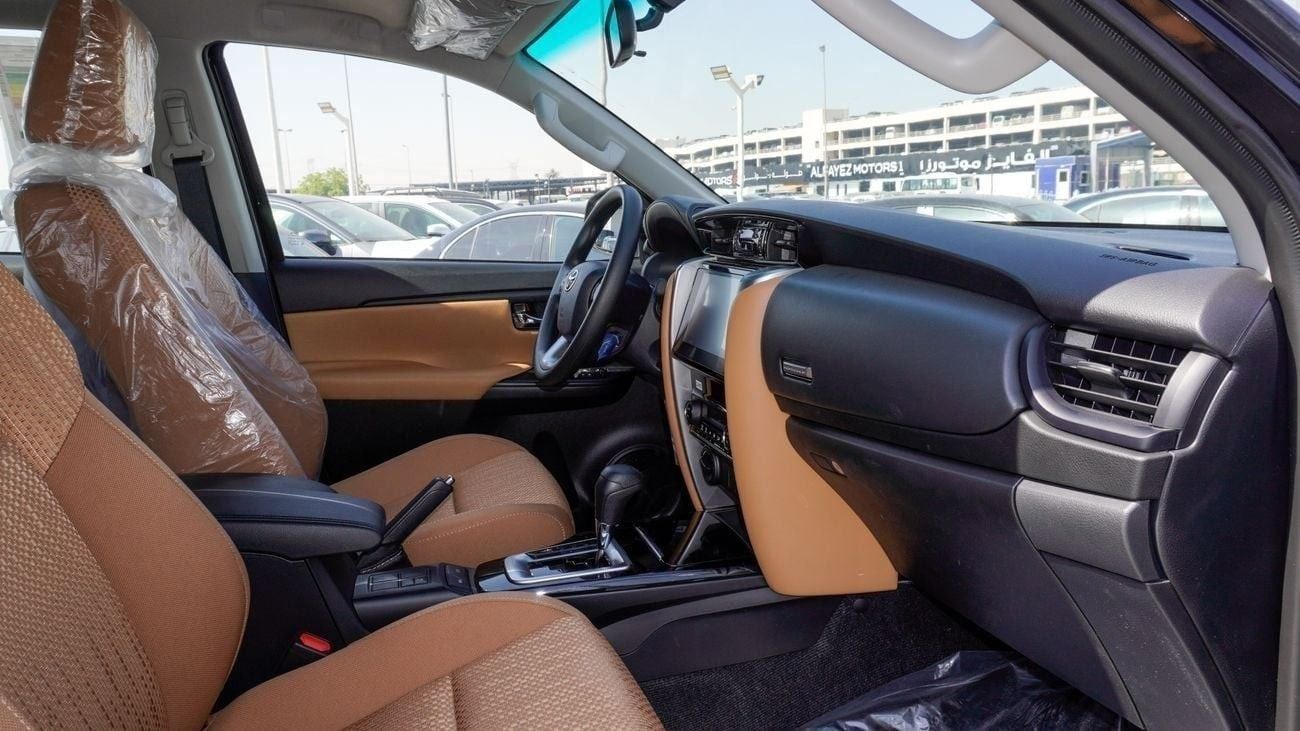 تويوتا فورتونر SR5 2.7 L