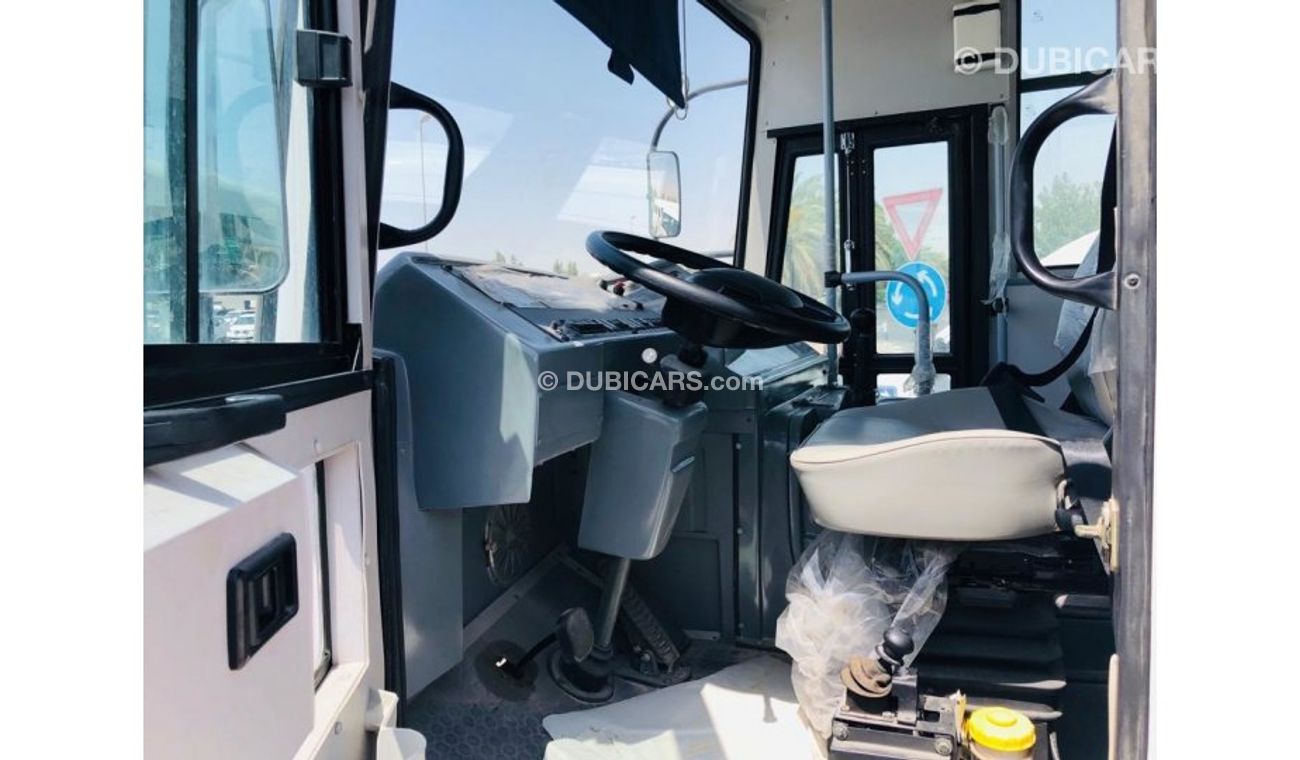 تاتا ستاربس Non AC 66 Seater 5883CC