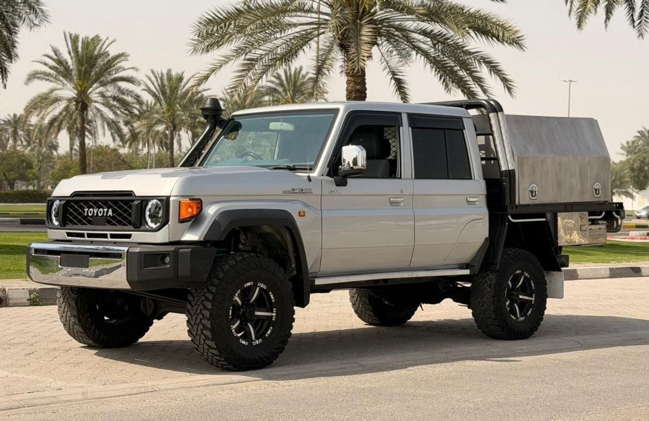 تويوتا لاند كروزر بيك آب Diesel 4.5L Right Hand Drive ,2013 Model ,2024 Shape ,Only For Export Available