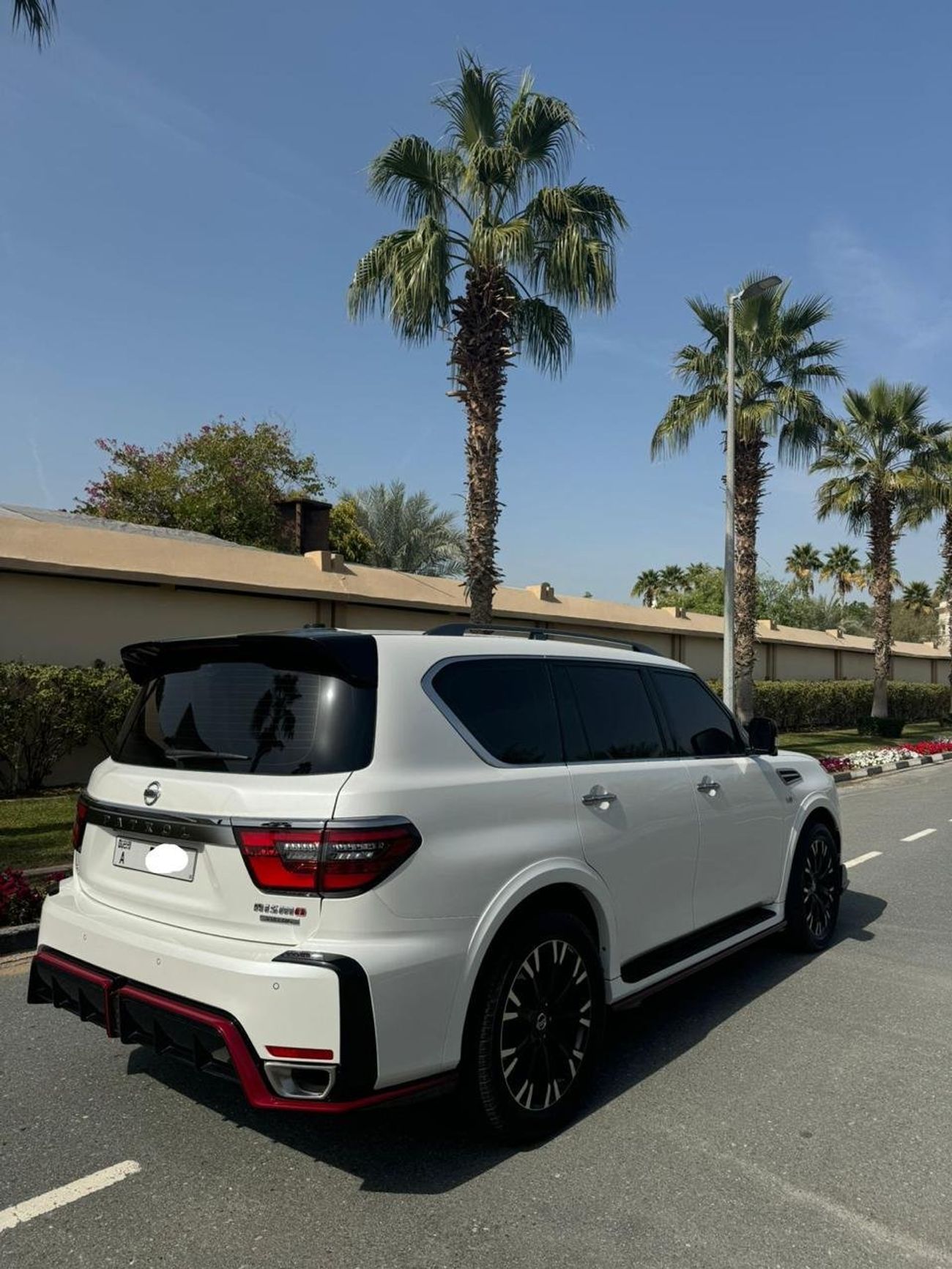 نيسان باترول LE Platinum 5.6L