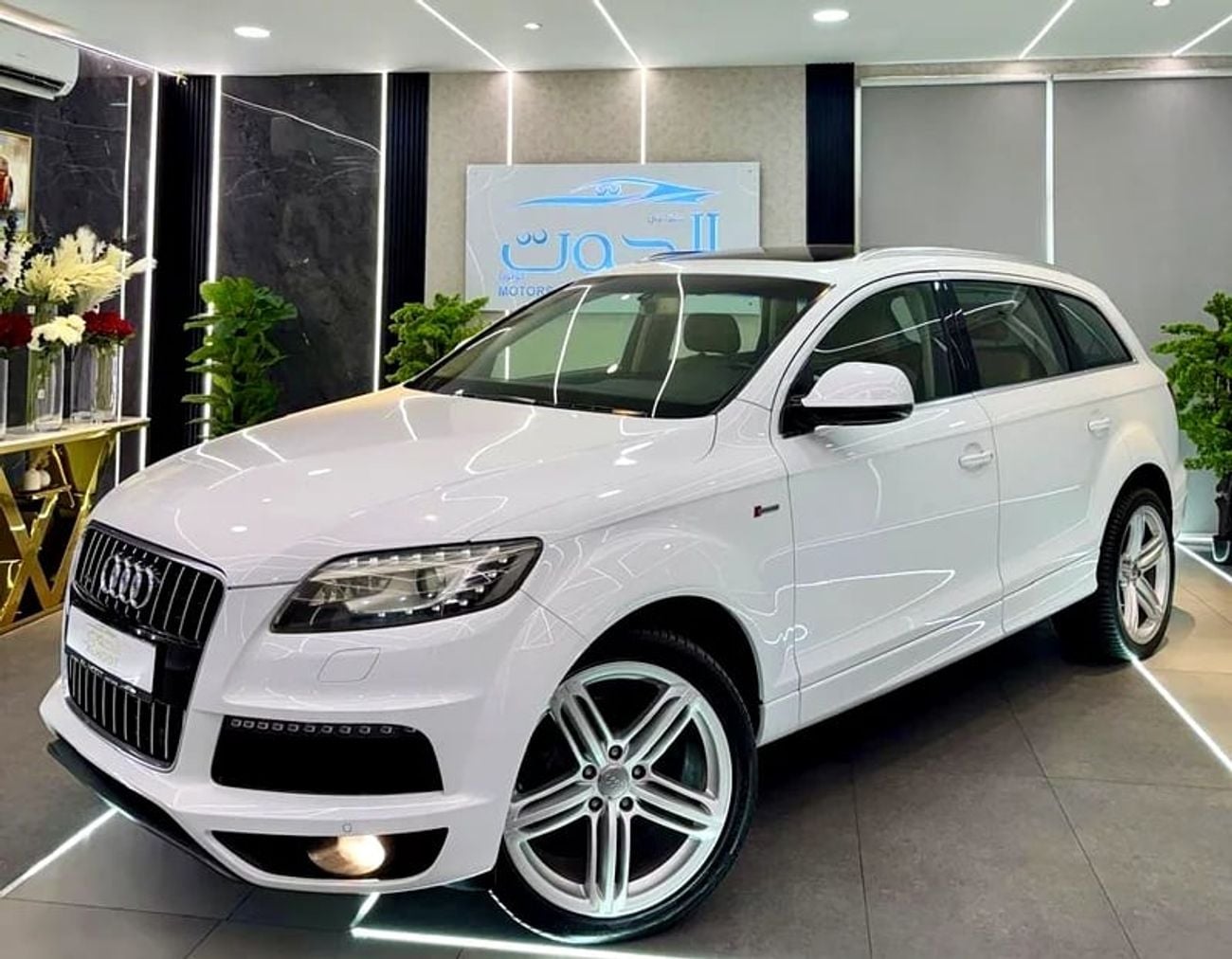 Audi Q7 AMAZING WHITE S_LINE V6 || FULL OPINION || GCC || 7 SEATS || ACCIDENT FREE
