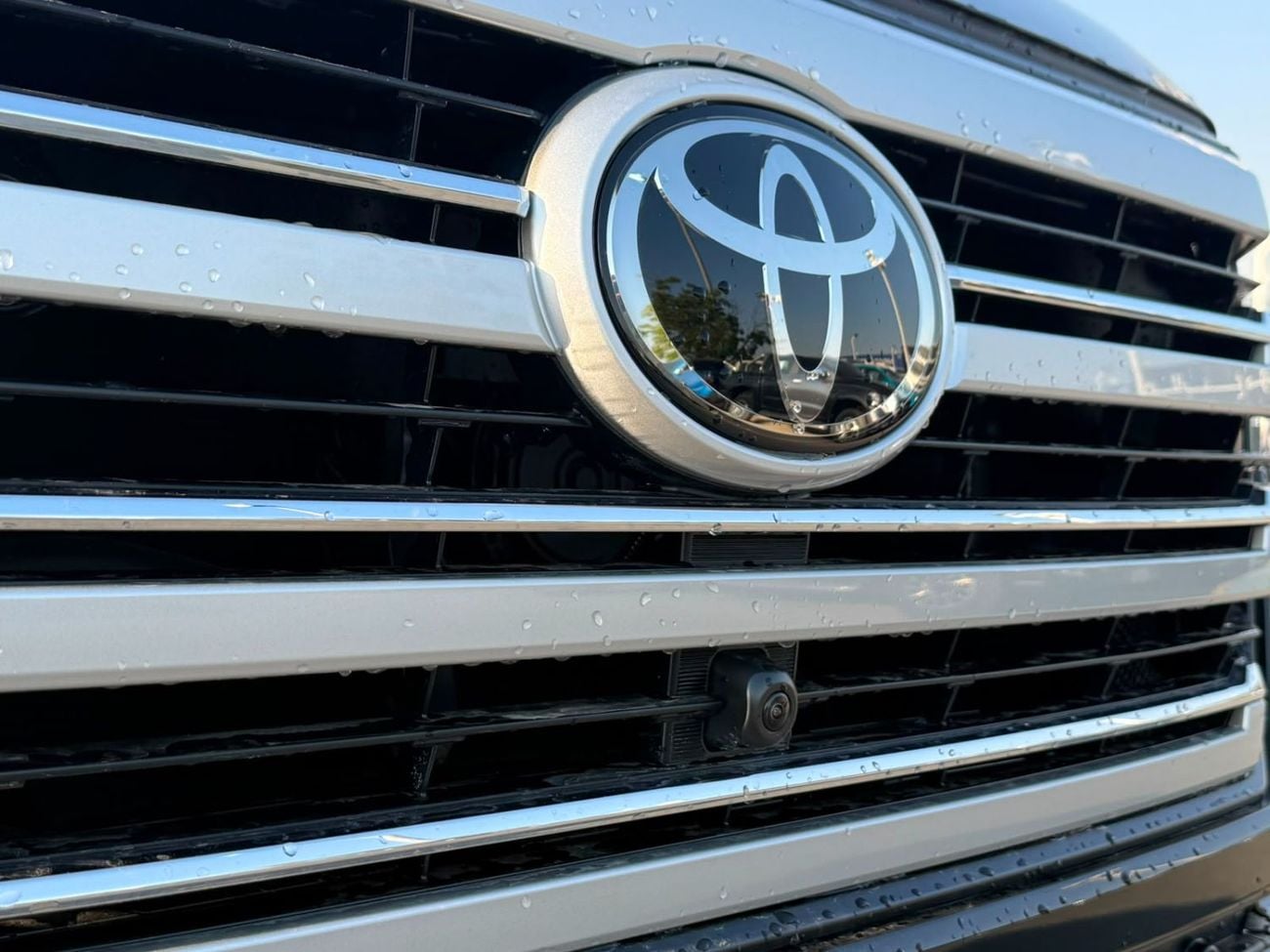 تويوتا لاند كروزر Land Cruiser VXR 3.5L Twin Turbo A/T Petrol 4X4 .7 Seats . 5 Doors 2026 Model