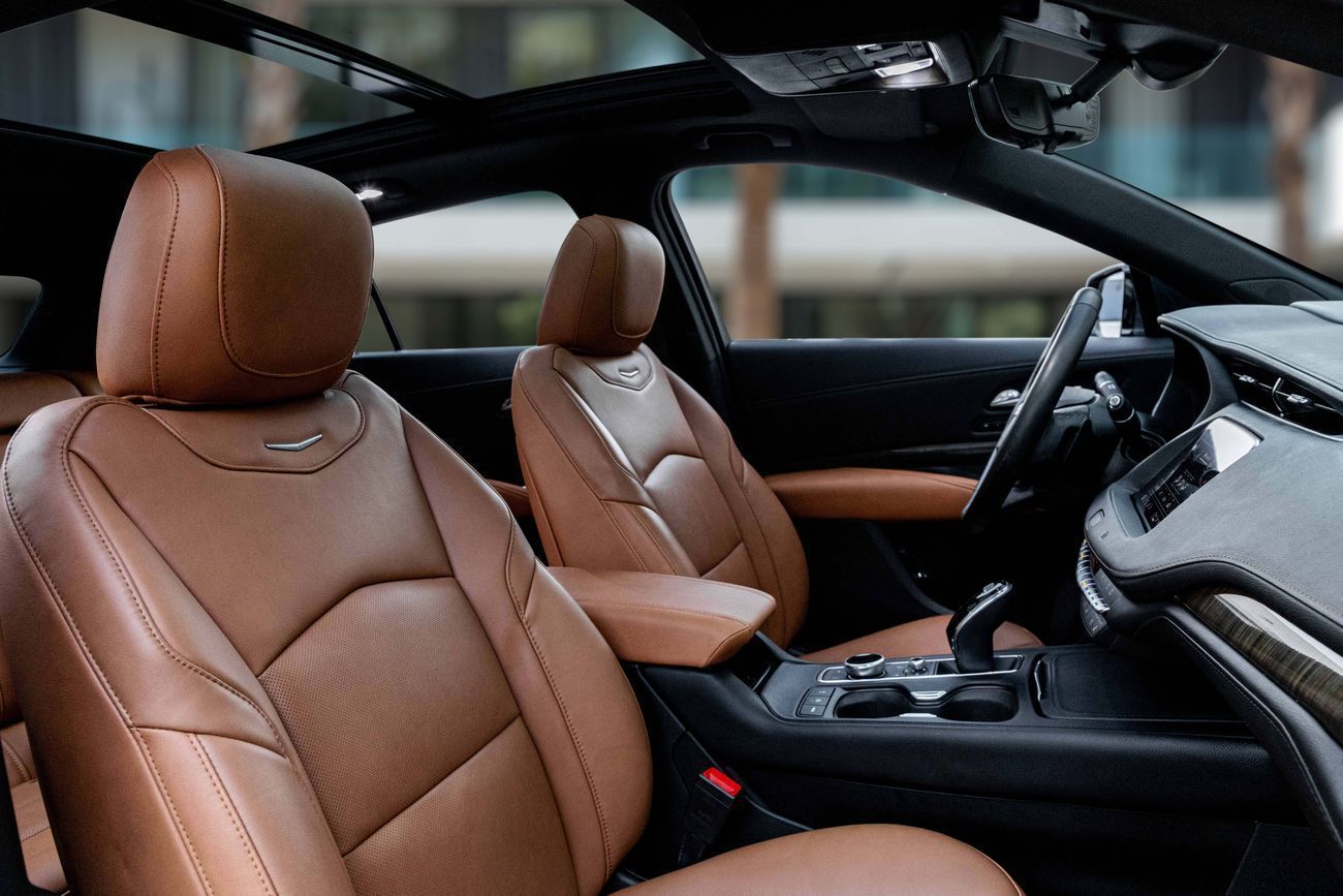 Cadillac XT4 XT4 Premium Luxury | 1,959 P.M | 0% Downpayment | Cadillac Service Contract!