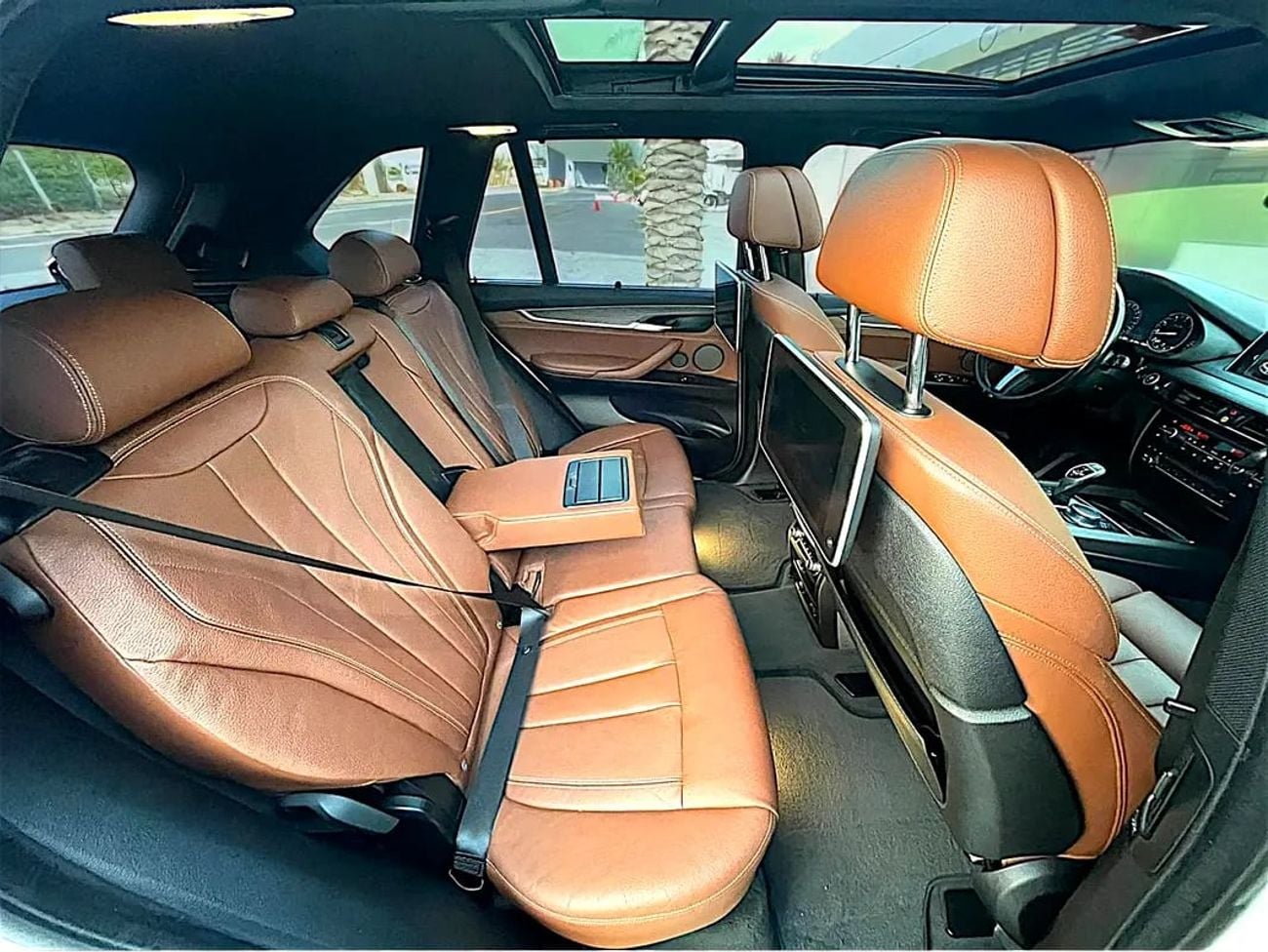 بي أم دبليو X5 50i M SPORT