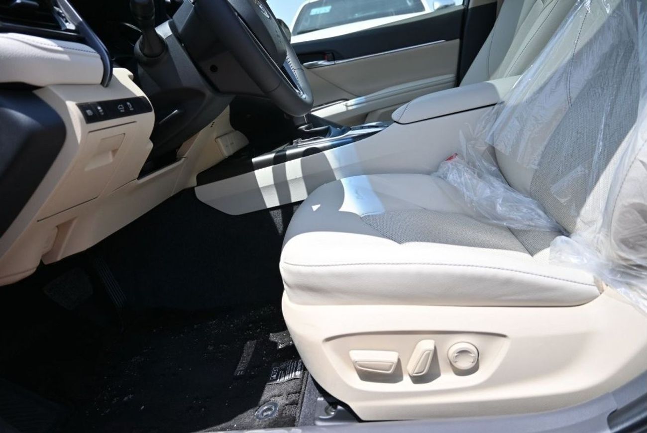 Toyota Camry Toyota Camry Limited 3.5L Petrol, V6, Sedan, FWD, 4Doors Features: Panoramic Roof, Radar, Cruise Con